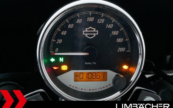 Gebrauchtmotorrad Harley-Davidson Street 750 - Bild 12