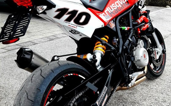 Gebrauchtmotorrad Husqvarna Nuda 900 R - Bild 2