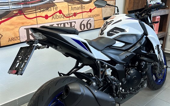 Gebrauchtmotorrad Suzuki GSX 750 - Bild 2