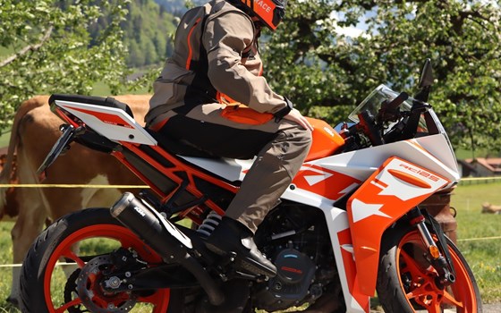 Motorrad Occasion KTM RC 125 - Bild 4