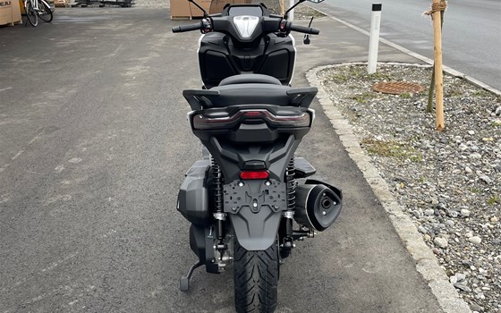 Neufahrzeug Voge SR4 350i ABS - Bild 4