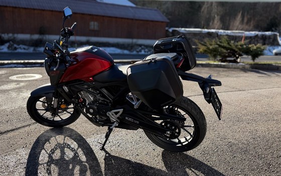 Gebrauchtmotorrad Honda CB125R - Bild 2