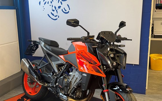 Gebrauchtmotorrad KTM 990 Duke - Bild 1