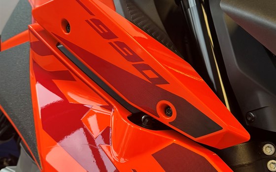 Gebrauchtmotorrad KTM 990 Duke - Bild 4