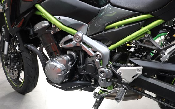 Gebrauchtmotorrad Kawasaki Z900 70kW - Bild 6