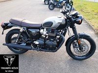 Neumotorrad Triumph Bonneville T120 Black Modell 2026 mit 4 Jahren Garantie