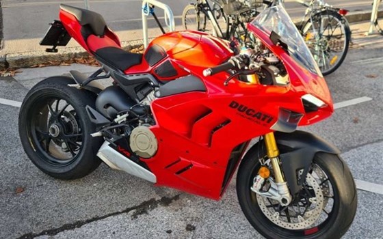 Gebrauchtmotorrad Ducati Panigale V4 S - Bild 7