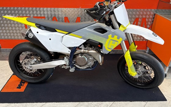 Neufahrzeug Husqvarna FS 450 - Bild 1
