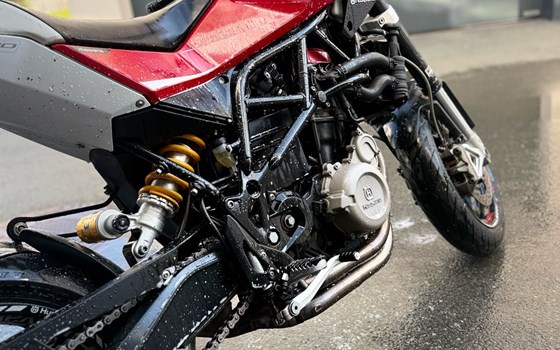 Gebrauchtmotorrad Husqvarna Nuda 900 R - Bild 2