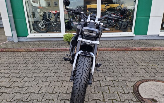 Neufahrzeug Benelli Leoncino Bobber 400 - Bild 2