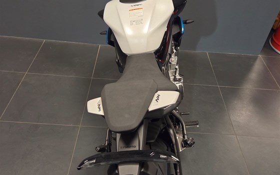 Neufahrzeug CFMOTO 675NK - Bild 6