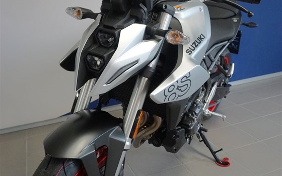 Neufahrzeug Suzuki GSX-8S - Bild 12
