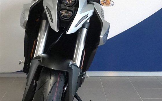Neufahrzeug Suzuki GSX-8S - Bild 8