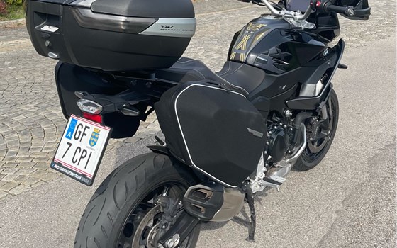 Gebrauchtmotorrad BMW F 900 XR - Bild 1