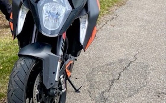 Gebrauchtmotorrad KTM 1290 Super Duke GT - Bild 2