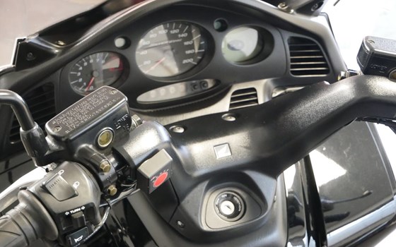 Gebrauchtmotorrad Honda FSS 400 Silver Wing - Bild 11