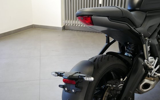 Gebrauchtmotorrad Triumph Trident 660 - Bild 13