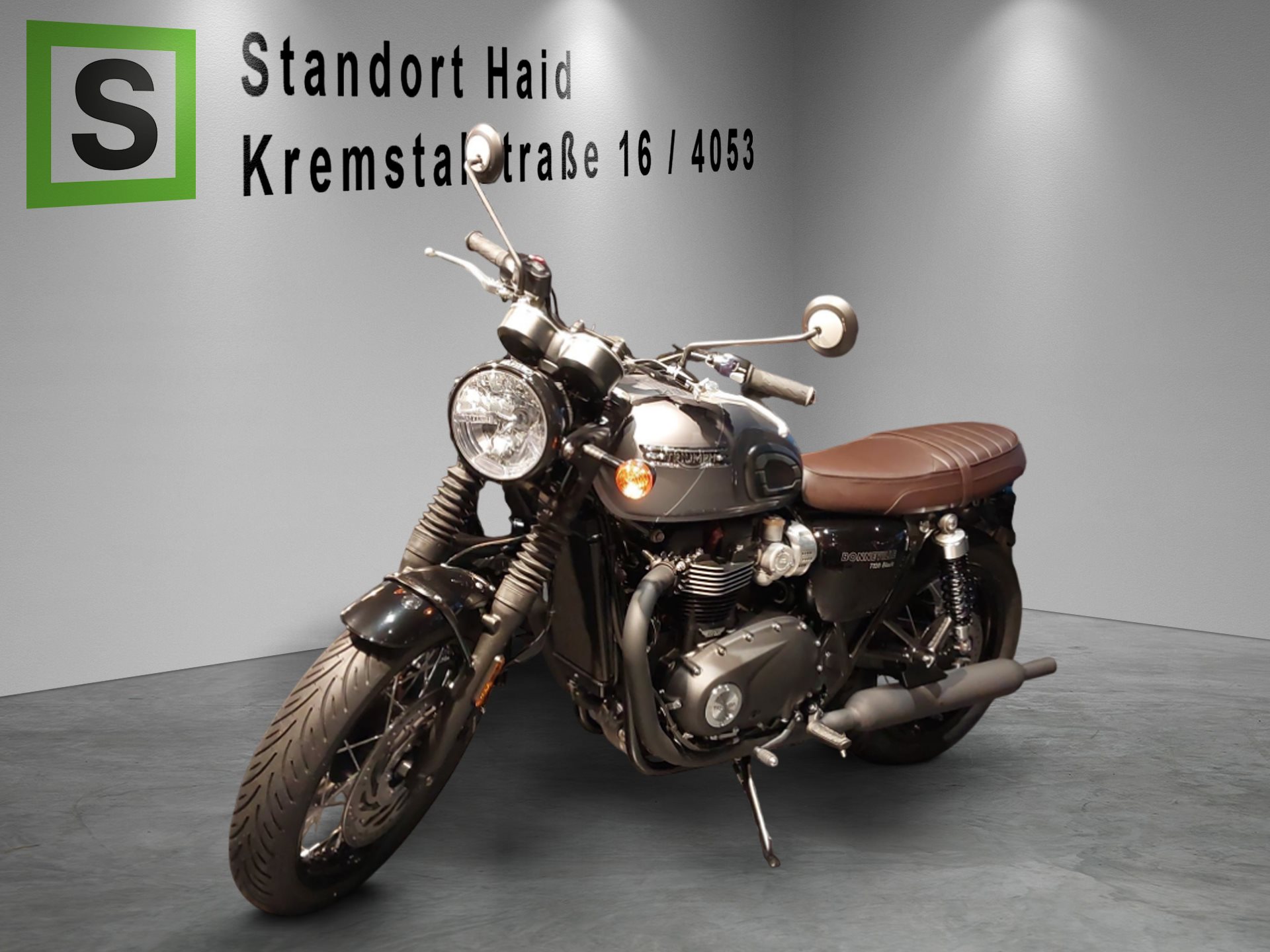 Triumph Bonneville T120 Black