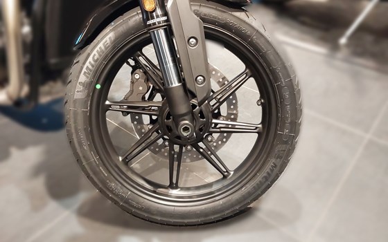 Neufahrzeug Triumph Speed Twin 900 - Bild 9