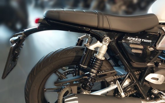 Neufahrzeug Triumph Speed Twin 900 - Bild 11
