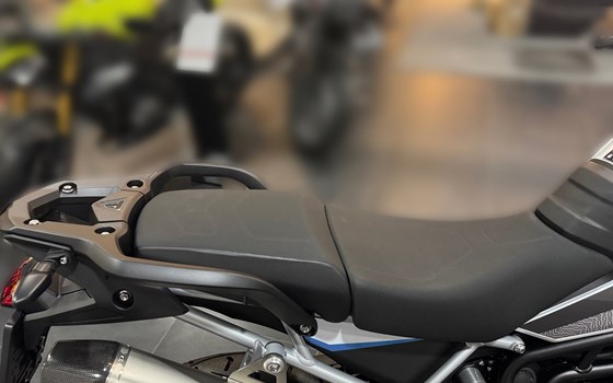 Gebrauchtmotorrad Triumph Tiger 900 Alpine Edition - Bild 11