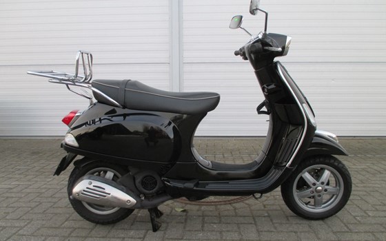 Gebrauchtmotorrad Vespa LX 125 S - Bild 1