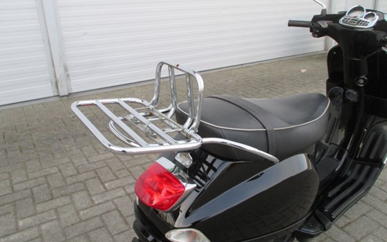 Gebrauchtmotorrad Vespa LX 125 S - Bild 3