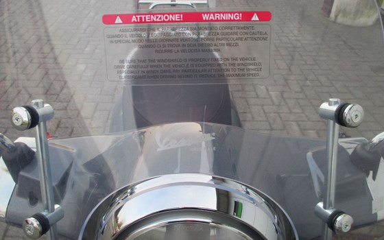 Gebrauchtmotorrad Vespa Primavera 125 Touring - Bild 4