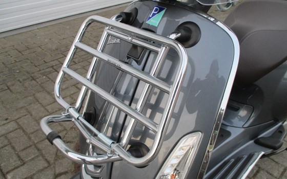 Gebrauchtmotorrad Vespa Primavera 125 Touring - Bild 9