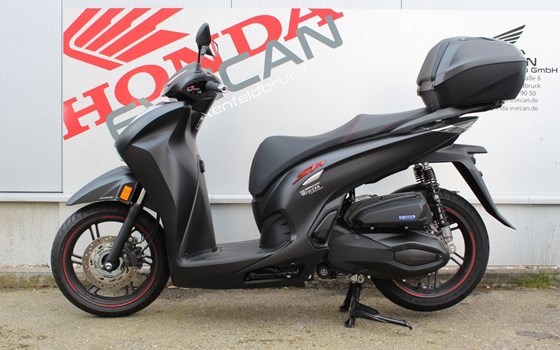 Gebrauchtmotorrad Honda SH125i - Bild 1