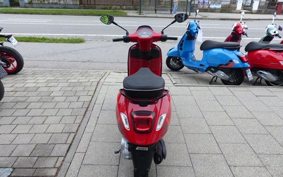 Neufahrzeug Vespa Sprint 50 S - Bild 16