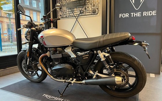 Gebrauchtmotorrad Triumph Speed Twin 900 - Bild 22