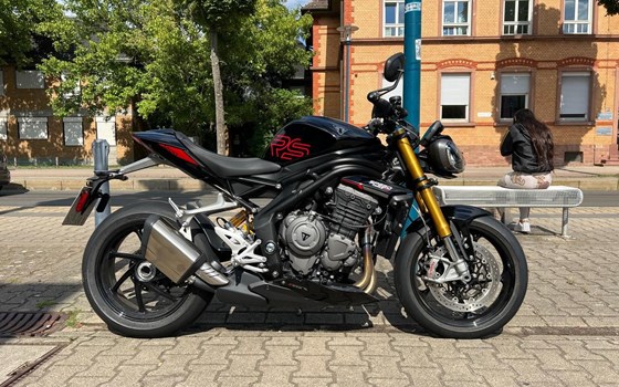 Gebrauchtmotorrad Triumph Speed Triple 1200 RS - Bild 1