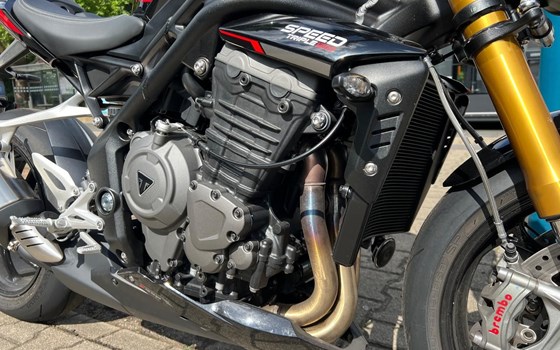 Gebrauchtmotorrad Triumph Speed Triple 1200 RS - Bild 4