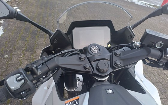 Gebrauchtmotorrad Suzuki GSX-8R - Bild 5