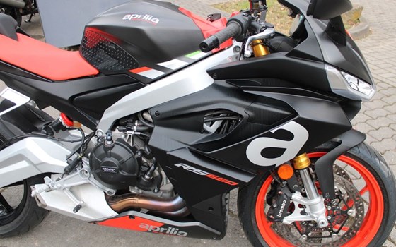 Gebrauchtmotorrad Aprilia RS 660 - Bild 8