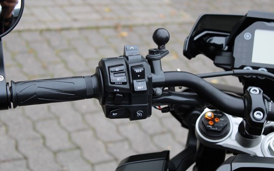 Gebrauchtmotorrad Yamaha MT-10 - Bild 15