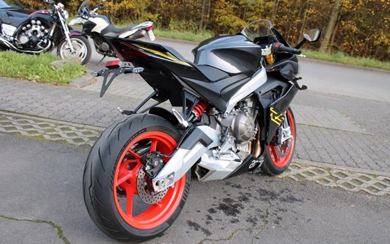 Gebrauchtmotorrad Aprilia RS 660 - Bild 4