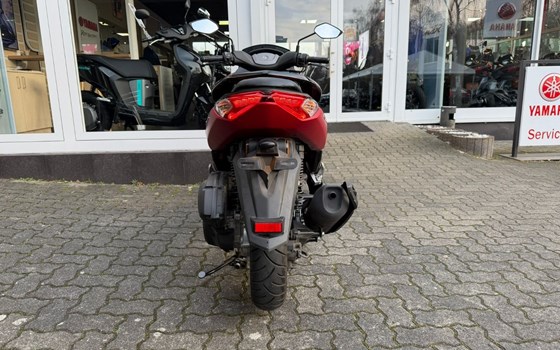 Gebrauchtmotorrad Yamaha NMAX 125 Tech MAX - Bild 4