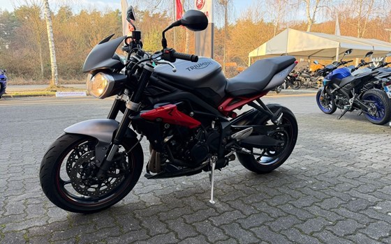 Gebrauchtmotorrad Triumph Street Triple 675 R - Bild 7