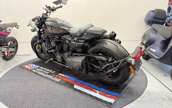 Gebrauchtmotorrad Harley-Davidson Sportster S - Bild 3