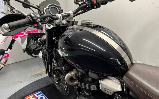 Gebrauchtmotorrad Triumph Scrambler 1200 XC - Bild 7