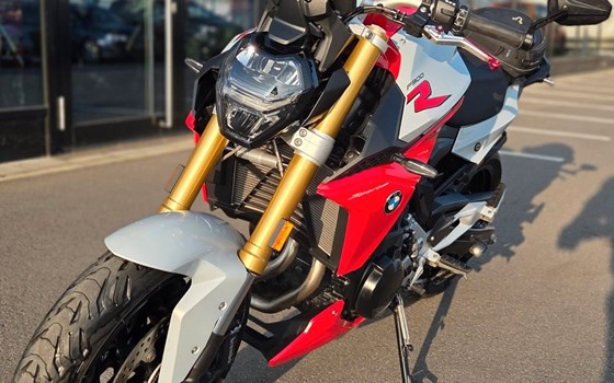 Gebrauchtmotorrad BMW F 900 R - Bild 1