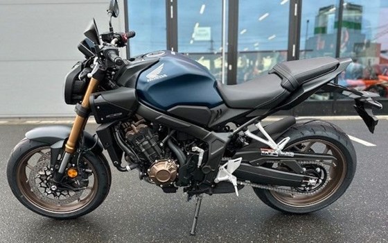 Gebrauchtmotorrad Honda CB650R E-Clutch - Bild 2