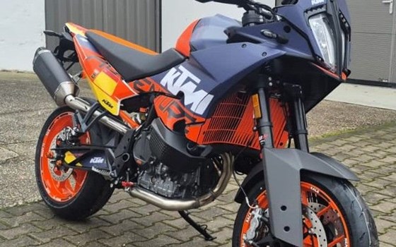 Neufahrzeug KTM 890 SMT - Bild 1