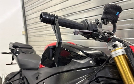 Gebrauchtmotorrad BMW S 1000 R - Bild 9