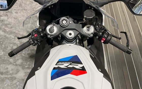 Gebrauchtmotorrad BMW S 1000 RR - Bild 7