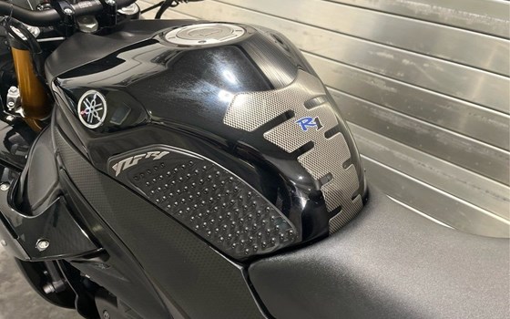 Gebrauchtmotorrad Yamaha R1 - Bild 12