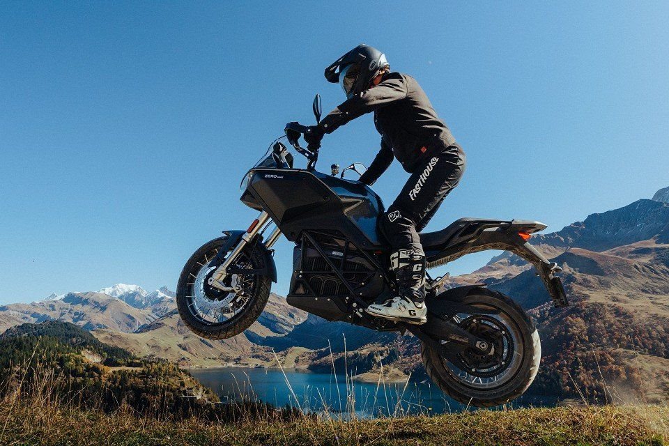 Zero DSR/X 17,3+ 2026 6,6KW Ladung