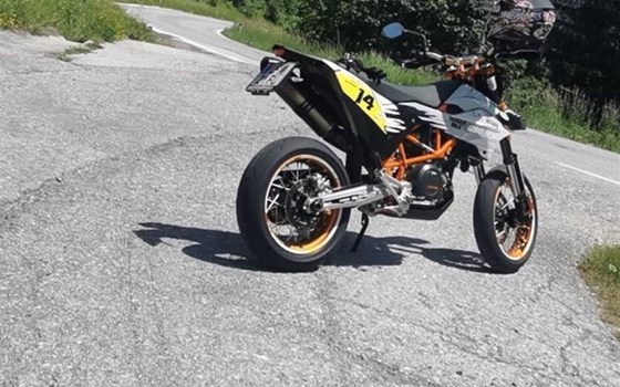 Gebrauchtmotorrad KTM 690 Supermoto - Bild 2